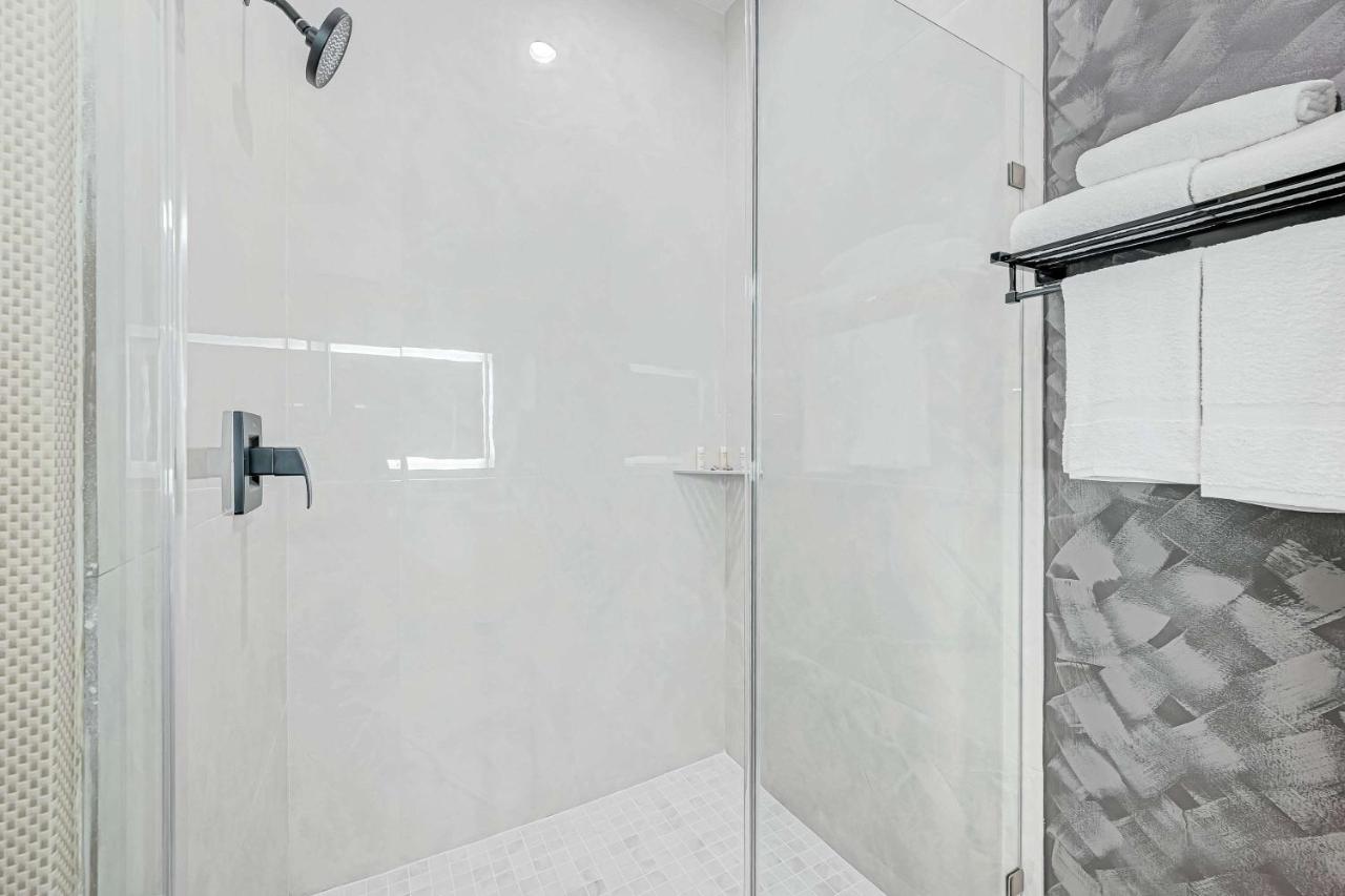 Surestay Hotel By Best Western Houston Southeast South Houston Ngoại thất bức ảnh